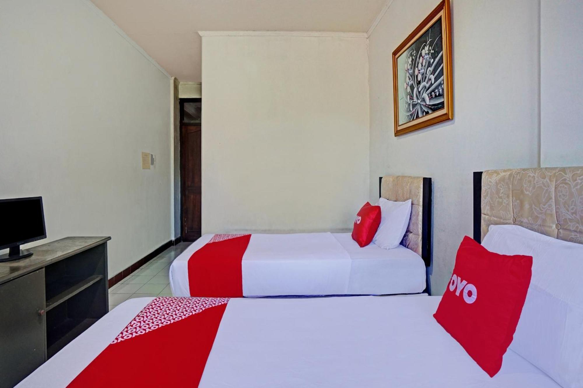 Oyo 90028 Hotel Victory バトゥ エクステリア 写真